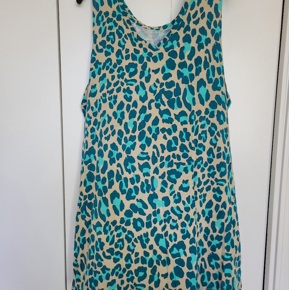 LOGO Layers by Lori Goldstein Animal Print Tank 1XL